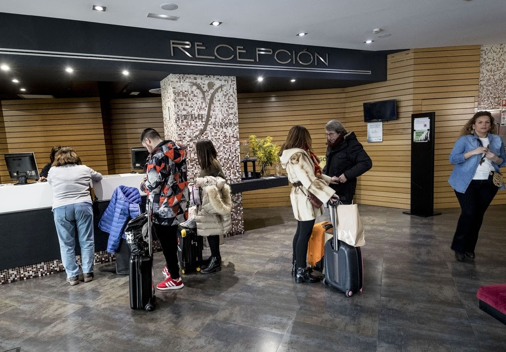 CaixaBank, premiada por su apoyo al sector del turismo