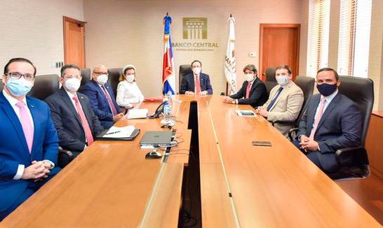 Banco Central estima que este diciembre llegará la mitad de turistas que hace un año