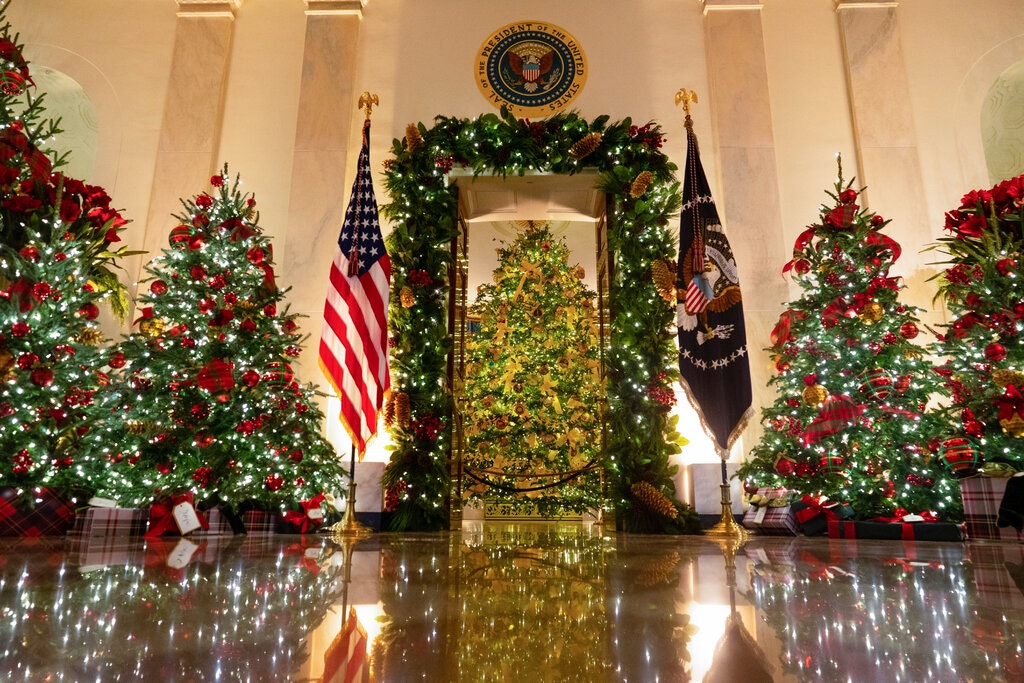 Los adornos navideños de la Casa Blanca lucen sorprendentemente normales