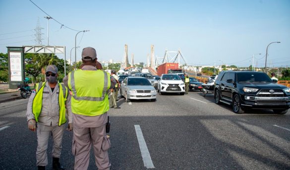 Gobierno permitirá el libre tránsito hasta la 1:00 de la madrugada los días 24 y 31 de diciembre