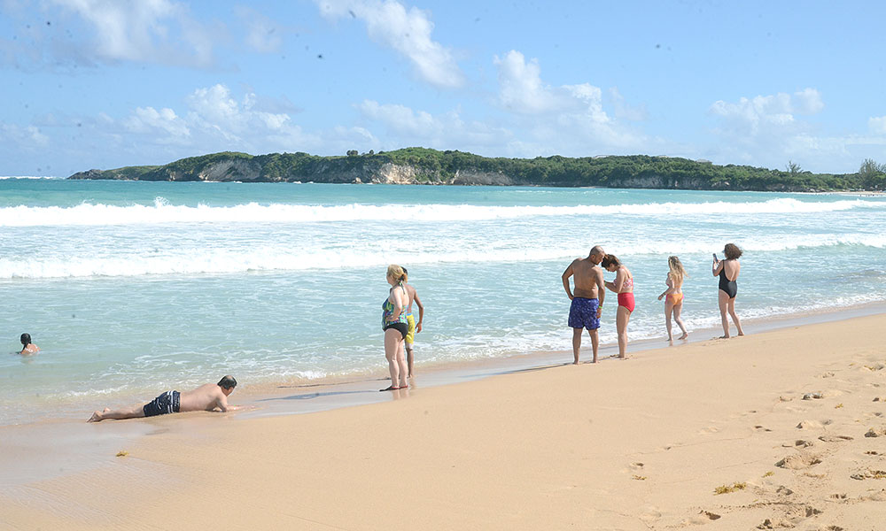 La poca presencia de turistas preocupa a los comerciantes