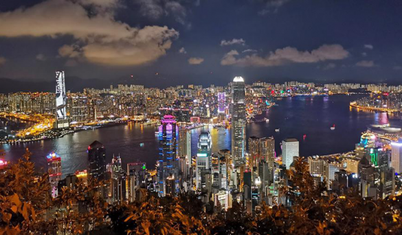 Preciosa vista nocturna de Hong Kong