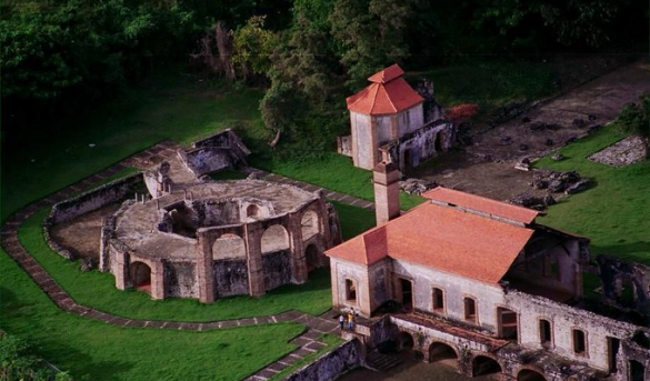 Uno de los primeros ingenios azucareros de América. Boca de Nigua, San Cristóbal Rep.Dom.