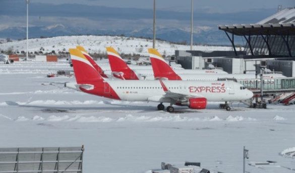 Reanudan vuelos entre España-RD tras tormenta