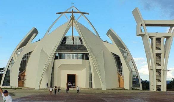 El turismo religioso, la mejor manera de conocer el país