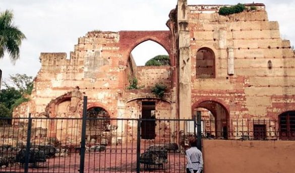 Zona Colonial: Hospital tenía Iglesia ‘caliente’