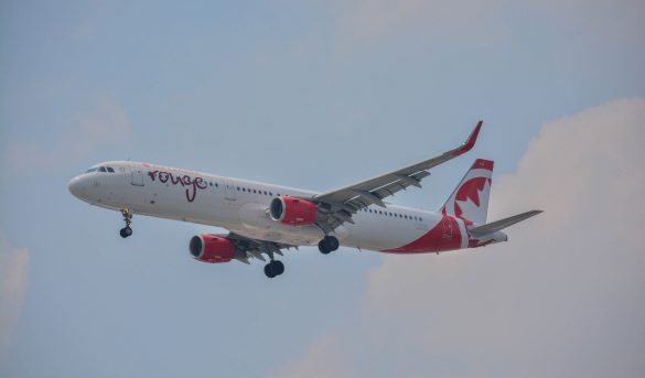 Rouge, filial de Air Canadá también frena sus vuelos al Caribe
