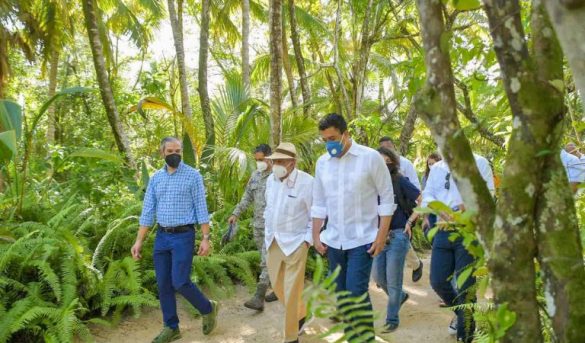 Collado explora de la mano de Cisneros proyecto Tropicalia en Miches