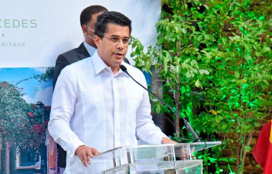 Ministro de Turismo dice: “Cerraremos febrero con la llegada de más de 100,000 turistas”