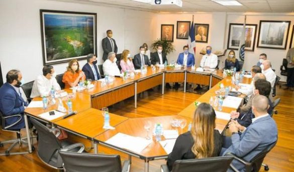 Empresarios y Turismo, enfocados en poner en marcha ‘Marca País’