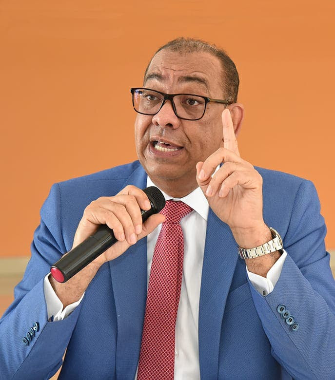 Gobierno activa el turismo, construirá expreso desde la Luperón en Sto Dgo. hasta Punta Cana