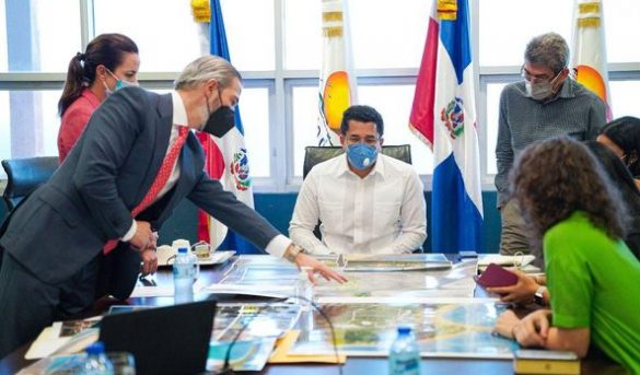 Ministerio de Turismo avanza trabajos junto al Grupo Cisneros para impulsar desarrollo de Miches