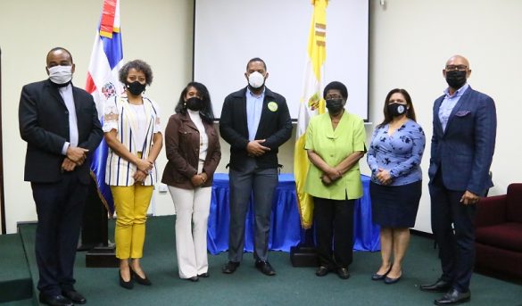 Universidades Católicas gradúan en 