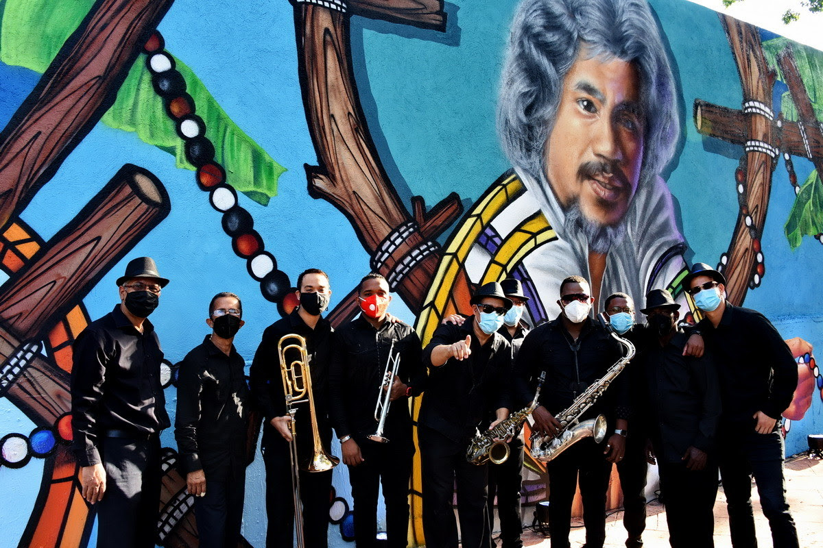 Ministerio de Cultura develiza mural en homenaje póstumo a músico Johnny Pacheco