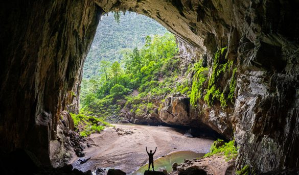 La cueva más grande del mundo, un modelo de ecoturismo en peligro