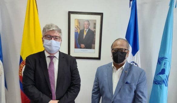 RD y OACI discuten sobre nuevos desafíos transporte aéreo