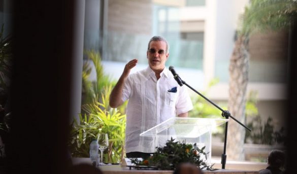 Abinader asegura se han recuperado 40,000 empleos en el sector turismo