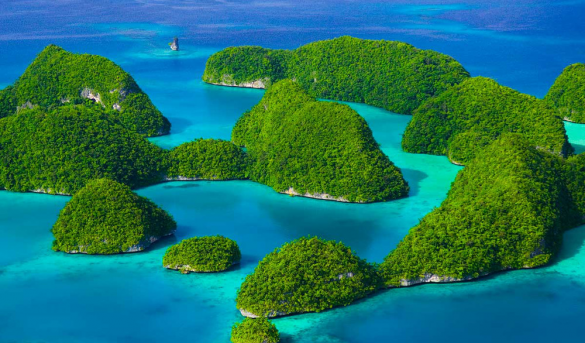 Las Rock Islands, situadas en Micronesia, considerado un paraíso para los amantes del buceo