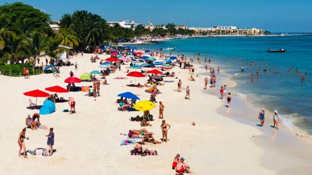 Cepal: la vacunación reactivaría el turismo en la República Dominicana