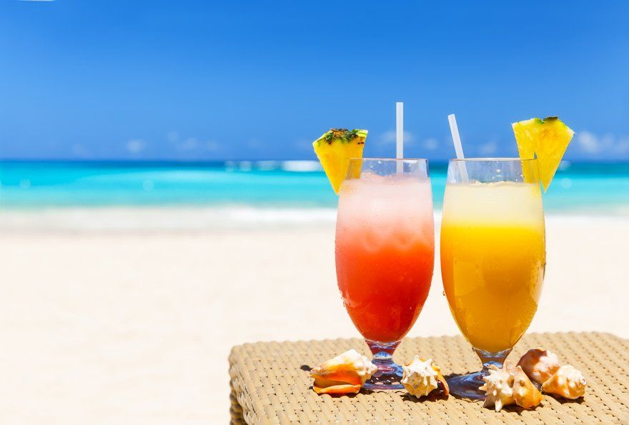 Autoridades dominicanas informan que bebidas adulteradas no se generan en zonas turísticas