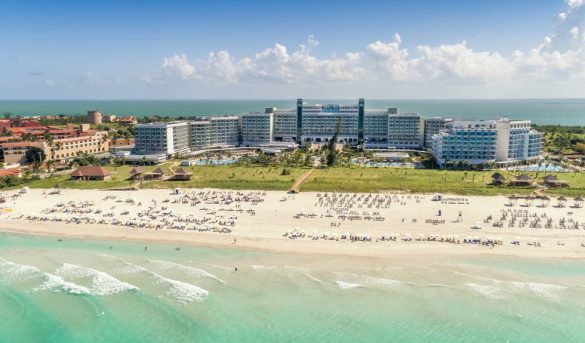 Cuba relanza sus planes para activar el turismo esperanzada en los rusos, la vacuna Soberana 02, sol y playa