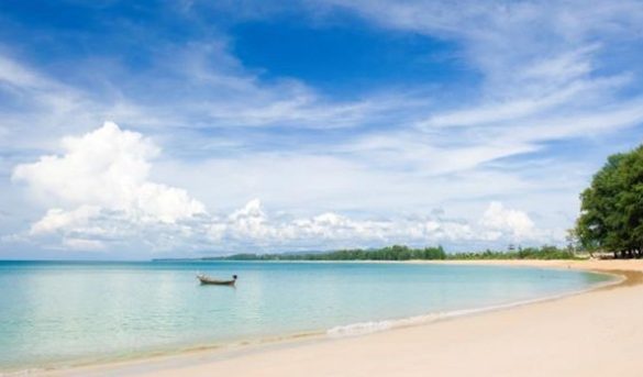 Phuket, en Tailandia, anuncia el futuro del turismo: vacuna, PCR y seguro de viaje