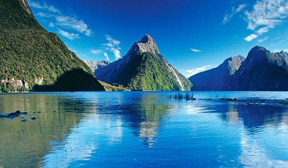 Nueva Zelanda blinda contra el turismo masivo el fiordo de 'El señor de los anillos'