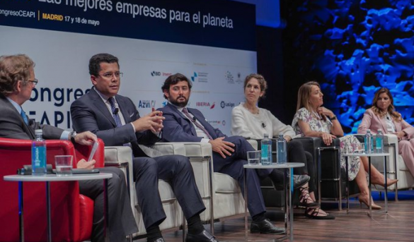 El Minitro de Turismo David Collado, participa en el IV Congreso de #CongresoCEAPI,  en Madrid España