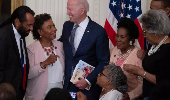 EE.UU. designa el 19 de junio feriado federal en memoria del fin de la esclavitud