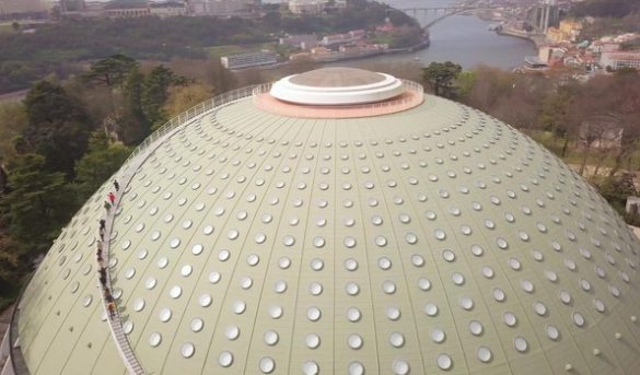 Un nuevo mirador 360º ofrece las vistas más espectaculares de Oporto