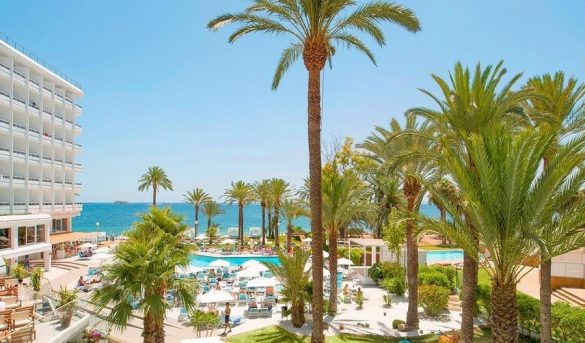 Tras una caída histórica, la RD lidera recuperación turística en Iberoamérica