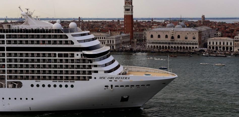 La Unesco sopesa incluir a Venecia en la lista negra por los cruceros