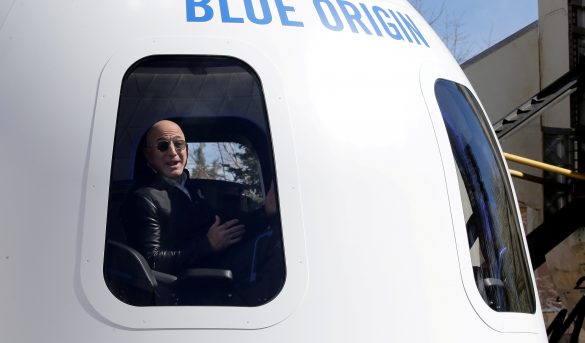 Fundador de Amazon Jeff Bezos irá al primer viaje de turismo espacial de Blue Origin