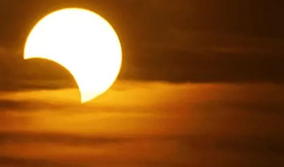 El eclipse solar de este jueves será solo parcial en España: dónde y a qué hora se verá mejor