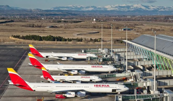 El turismo pierde casi 3.000 millones en bolsa ante el avance de la variante Delta y el coto a los viajeros británicos