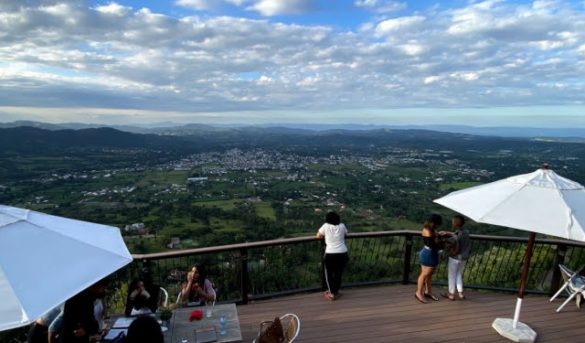 Hipólito Mejía hará proyecto de ecoturismo en Jarabacoa