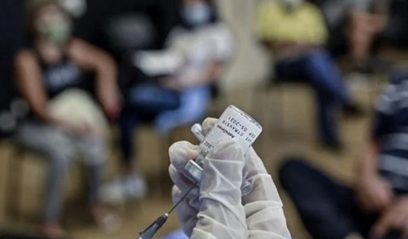 Turistas y haitianos indocumentados fueron vacunados en Boca Chica