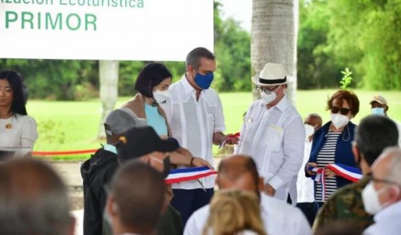 Abinader apoya proyecto de expresidente Hipólito Mejía sobre turismo de montañas