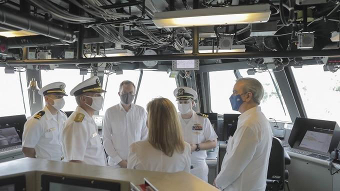 Pdte. Abinader participa en celebración de Independencia de EEUU a bordo del Buque USS Billings