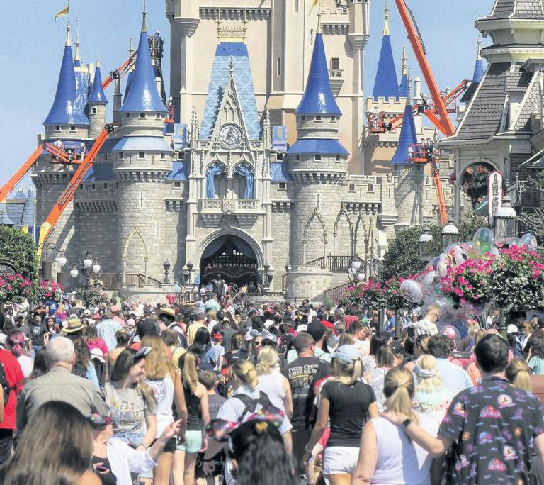 Disney World cumple 50 años lleno de magia, sorpresas y nuevos espectáculos