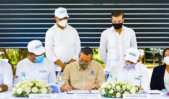 Medio Ambiente y Promypime apoyarán pequeños empresarios turísticos en áreas protegidas