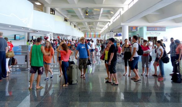 RD dice haber recuperado 96% de los turistas de antes pandemia