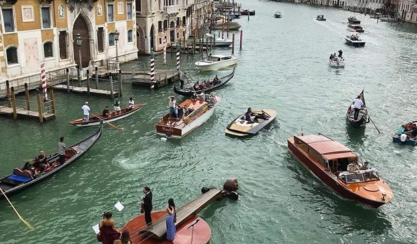 Una de las más expresivas fotografías, de uno de los puntos turísticos más concurrido del mundo, Venecia, Italia