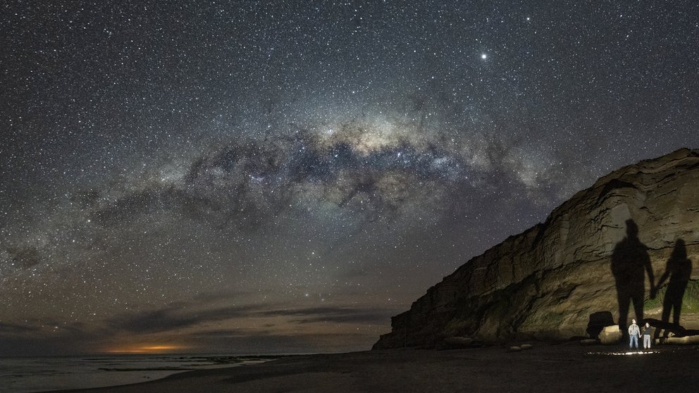De qué se trata el astroturismo, una apuesta sustentable para admirar el cielo nocturno