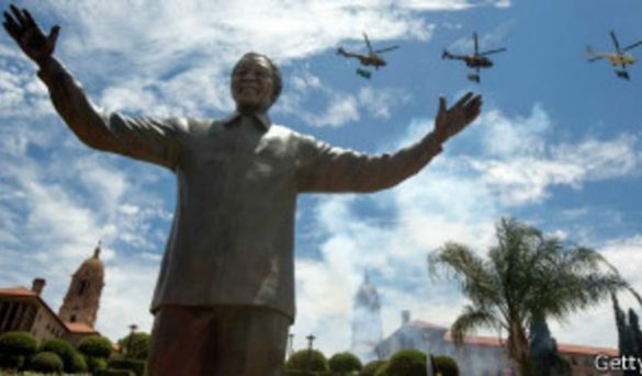 África empieza a sentir impacto de variante Covid-19 omicron, caen viajes