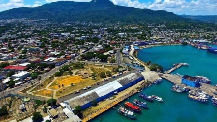 Lo que Abinader debe hacer frente a nueva terminal de cruceros Taíno Bay