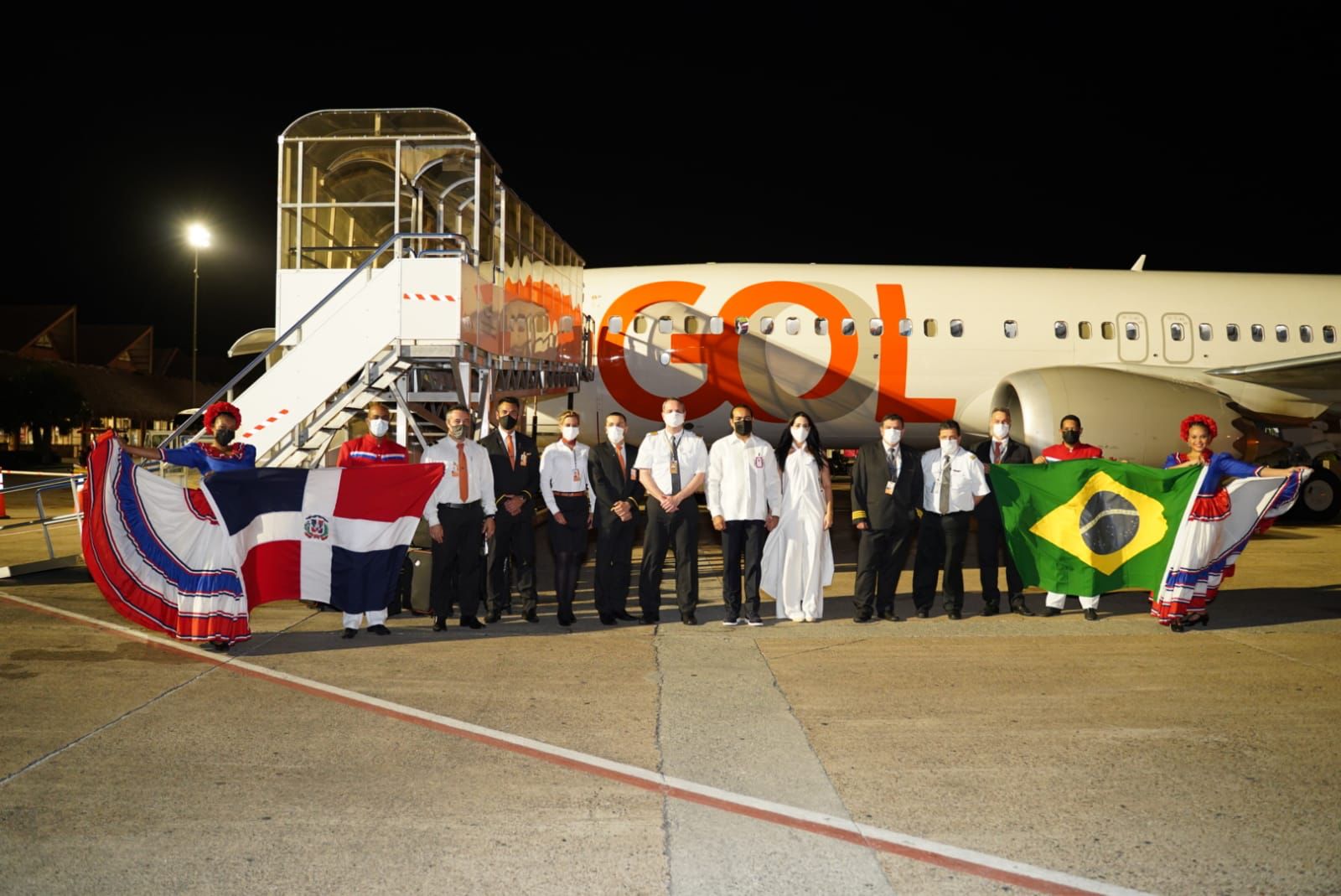 Llega al país el primer vuelo directo Brasil-RD