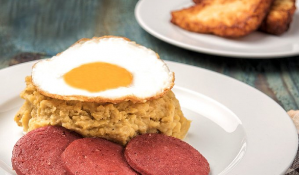 El denominado desayuno -los tres golpes-, una Marca País República Dominicana