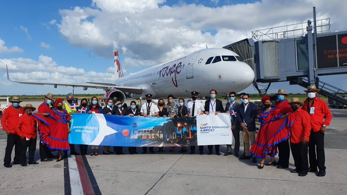 Aterriza el vuelo de Air Canadá en el AILA el primer vuelo de nueva ruta Toronto - Santo Domingo