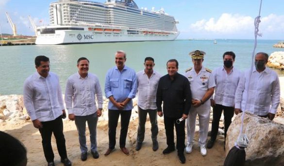 Presidente encabeza apertura puerto Taíno Bay, en Puerto Plata